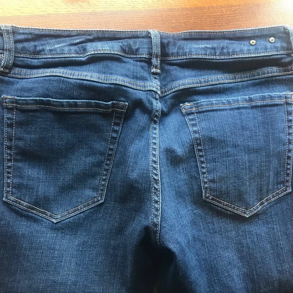 Cabi Low Rise Comet Wash Tapered Boyfriend Jean Size 8 Women's EUC - Picture 5 of 5